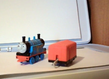 * Thomas The Tank Engine And Friends plástico fundido duas faces Thomas e Red Wa comprar usado  Enviando para Brazil
