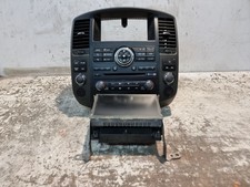 Nissan navara radio for sale  HAYWARDS HEATH