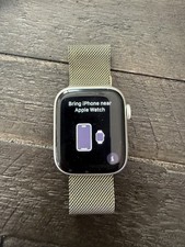 Apple Watch Series 8 GPS + Celular 45MM Starlight Alumínio Milanês Pulseira Dourada comprar usado Apple Watch Series 8 GPS + Celular 45MM Starlight Alumínio Milanês Pulseira Dourada comprar usado  Enviando para Brazil