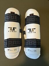 Novo Tusah World Taekwondo Shin & Instep Guard almofadas protetoras de perna ajuste EZ pequeno comprar usado  Enviando para Brazil