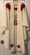 Beautiful catholic priests d'occasion  Expédié en Belgium