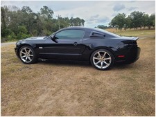 2011 ford mustang for sale  Lyons