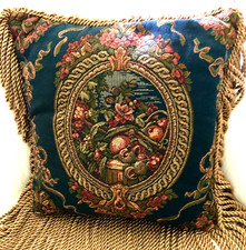 Luxury throw pillow for sale  Paris