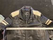Guess mens black for sale  Milton Freewater