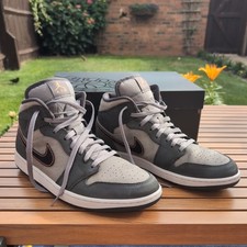 Air jordan mid for sale  WARWICK