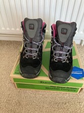 Women size 5.5 for sale  COLCHESTER