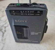 Walkman sony d'occasion  Crèvecœur-le-Grand