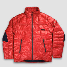 Moncler men red d'occasion  Expédié en Belgium