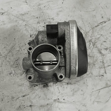 036133062l corpo farfallato usato  Italia