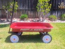 Vintage Radio Flyer Children's Pull Ride on Red Wagon precisa de um pouco de TLC comprar usado  Enviando para Brazil