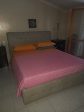 Letto matrimoniale cassettone usato  Giugliano in Campania