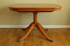 Yew extendable table for sale  HIGH WYCOMBE