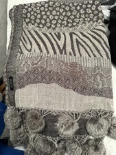 Designer wool shawl for sale  WALLSEND
