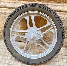 Ruota posteriore completa usato  Messina