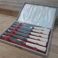 Knife set for sale  BARNETBY