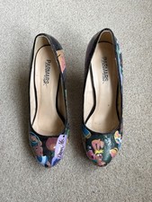 Alice wonderland shoes for sale  HUDDERSFIELD
