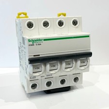 Interruttore magnetotermico 40 usato Interruttore magnetotermico 40 usato  Bergamo