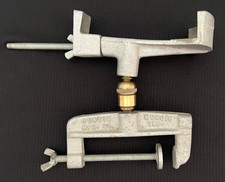 Curtis Mfg. Suporte/braçadeira de alumínio para lanterna de barco Company No.60 c1950's, usado comprar usado Curtis Mfg. Suporte/braçadeira de alumínio para lanterna de barco Company No.60 c1950's, usado comprar usado  Enviando para Brazil