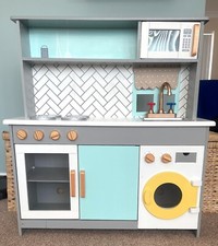 Kids play kitchen for sale  RICKMANSWORTH