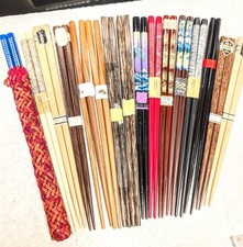 Conjunto de 16 pares de pauzinhos japoneses – Hashi reutilizável de madeira e bambu – estilos variados comprar usado  Enviando para Brazil