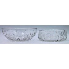 Lot medium bowls for sale  Batavia