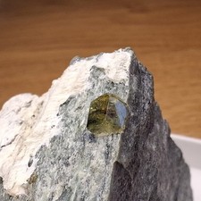 Minerali demantoide dello usato  Chiesa in Valmalenco