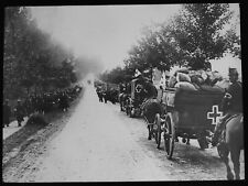 FOTO Slide Lanterna Mágica DIVISÃO DA CRUZ VERMELHA BELGA EM MARCHA 1ª Guerra Mundial, usado comprar usado  Enviando para Brazil