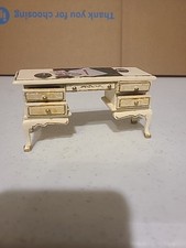 desks 5 for sale  Conyers