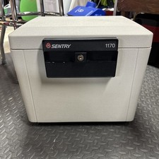Sentry 1170 safe for sale  Pawcatuck