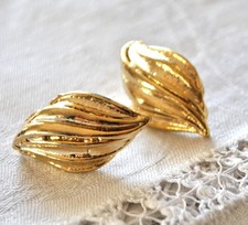 Boucles oreilles percé d'occasion Boucles oreilles percé d'occasion  Bischheim