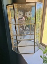 Armário Curio Vintage Latão Vidro Espelhado 11” Altura Floral Gravado Mesa de Parede comprar usado  Enviando para Brazil