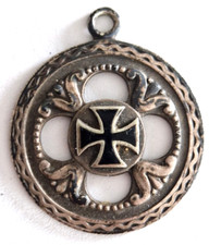 Iron cross anhänger gebraucht kaufen  Eisenhüttenstadt