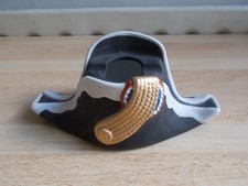 Cendrier bicorne céramique d'occasion Cendrier bicorne céramique d'occasion  Toulon-