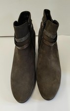 Ladies pre loved for sale Ladies pre loved for sale  WOLVERHAMPTON