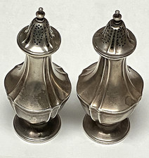INCRÍVEL Conjunto de Shaker de Sal e Pimenta Tiffany & Co Makers Prata Esterlina comprar usado  Enviando para Brazil