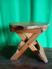 Ancien petit tabouret d'occasion  Châteauneuf-du-Faou