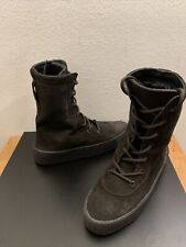 Yeezy 289484 mens for sale  Long Beach
