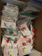 Fashion jewelry 300 for sale  Salem