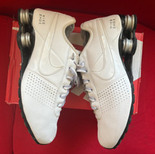 Shox NZ entrega ouro branco tamanho 8 Reino Unido / 42,2 EUR / 9 EUA (317547-109) comprar usado  Enviando para Brazil