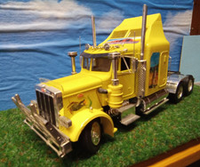 Revell peterbilt lkw gebraucht kaufen Revell peterbilt lkw gebraucht kaufen  Obertshausen