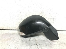 Specchietto retrovisore destro usato  Italia