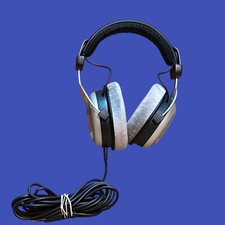 Cuffie beyerdynamic 880 usato  Spedire a Italy