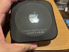 Streamer de mídia HD Apple TV (4ª geração) - A1625 - Com controle remoto Siri A1962 comprar usado Streamer de mídia HD Apple TV (4ª geração) - A1625 - Com controle remoto Siri A1962 comprar usado  Enviando para Brazil