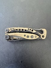 Leatherman skeletool usato  Spedire a Italy