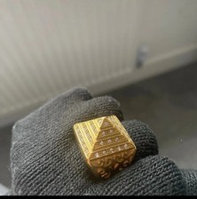 Pyramid ring 18ct for sale  HARLOW