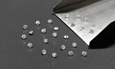 Moissanite bianco chiaro usato  Spedire a Italy