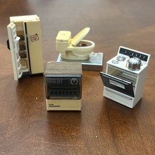 Eletrodomésticos para casa de bonecas década de 1990 cozinha fogão forno máquina de lavar louça geladeira banheiro, usado comprar usado Eletrodomésticos para casa de bonecas década de 1990 cozinha fogão forno máquina de lavar louça geladeira banheiro, usado comprar usado  Enviando para Brazil