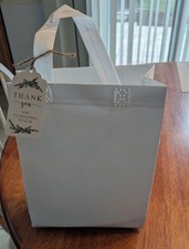 White reusable gift for sale  Manhattan