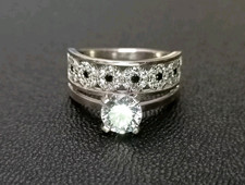 Ancienne bague zirconiums d'occasion  Saint-Mammès
