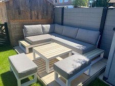 Luxury garden corner for sale  BOURNEMOUTH